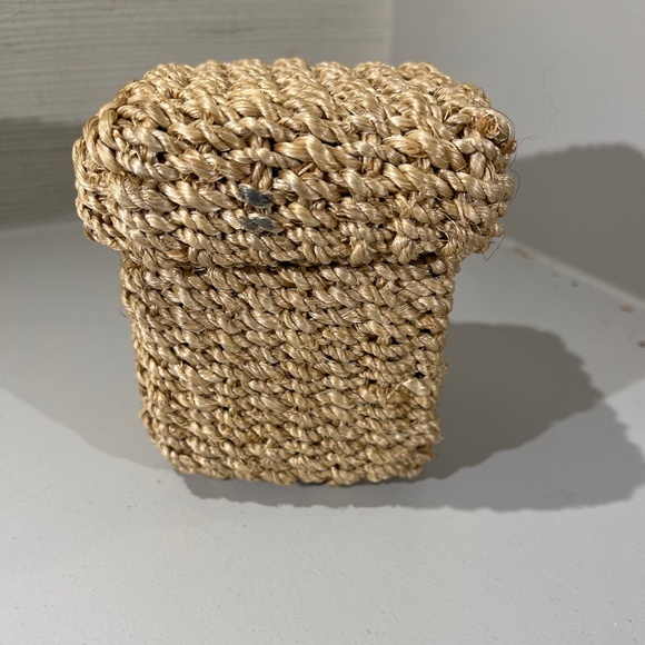 Baskets - Picture 2 of 8